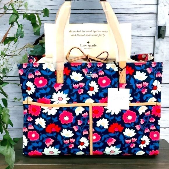 KATE SPADE NWT WASHINGTON SQUARE MEGA SAM TOTE BAG BRIGHT FLORAL PATTERN - Picture 1 of 15